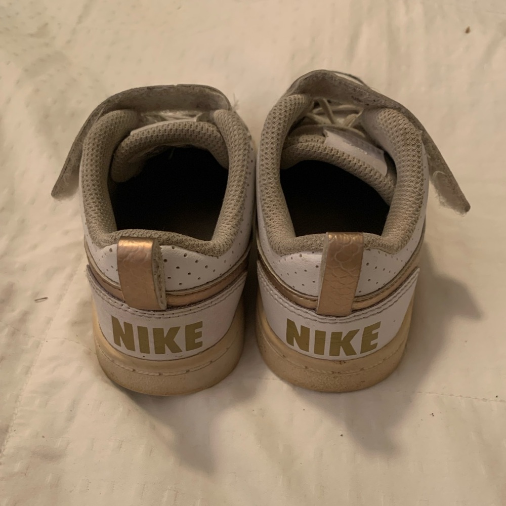 Nike metallic Girls Shoes - Court Borough - Picture 5 of 5